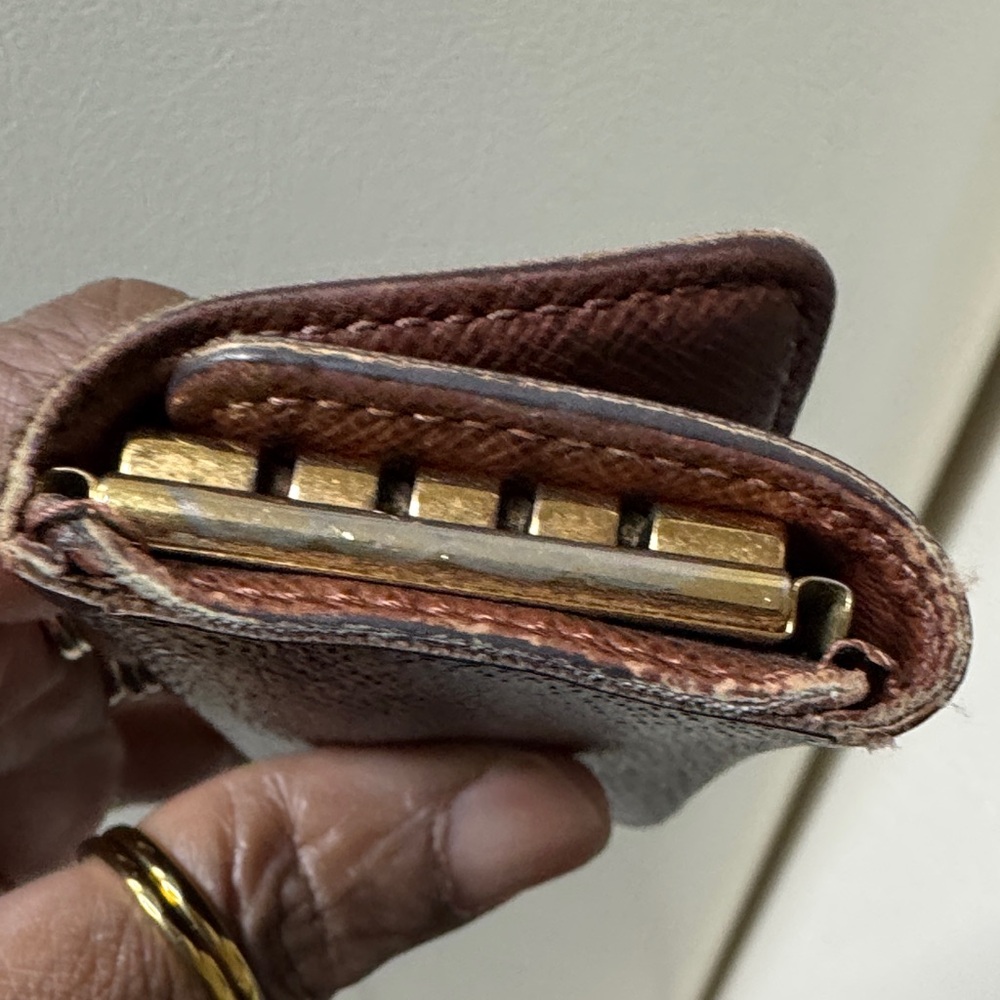 Louis Vuitton Monogram Canvas Key Pouch in Brown with Gold Snap - Picture 6 of 16